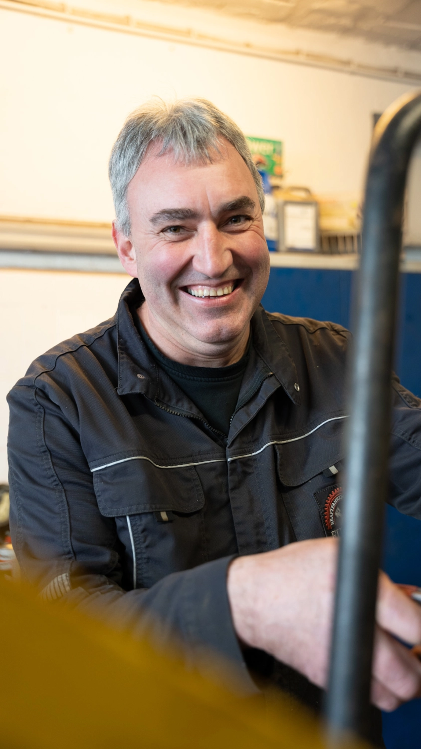 EULER KFZ MEISTERBETRIEB - KFZ-Meisterbetrieb - Team - Katrin PaganoCarsten Dorfner